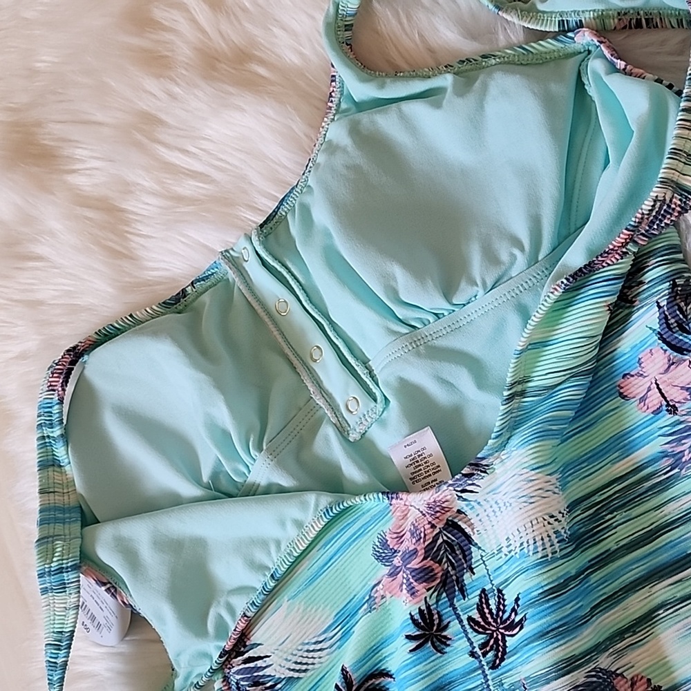 Onepiece Tropical Swimsuit 🩱 - Picture 12 of 17